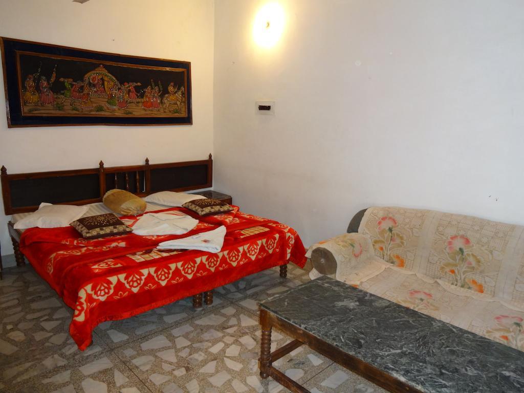 Hotel Fort View Орча Стая снимка