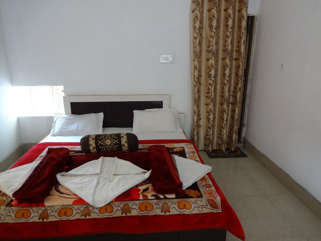 Hotel Fort View Орча Екстериор снимка